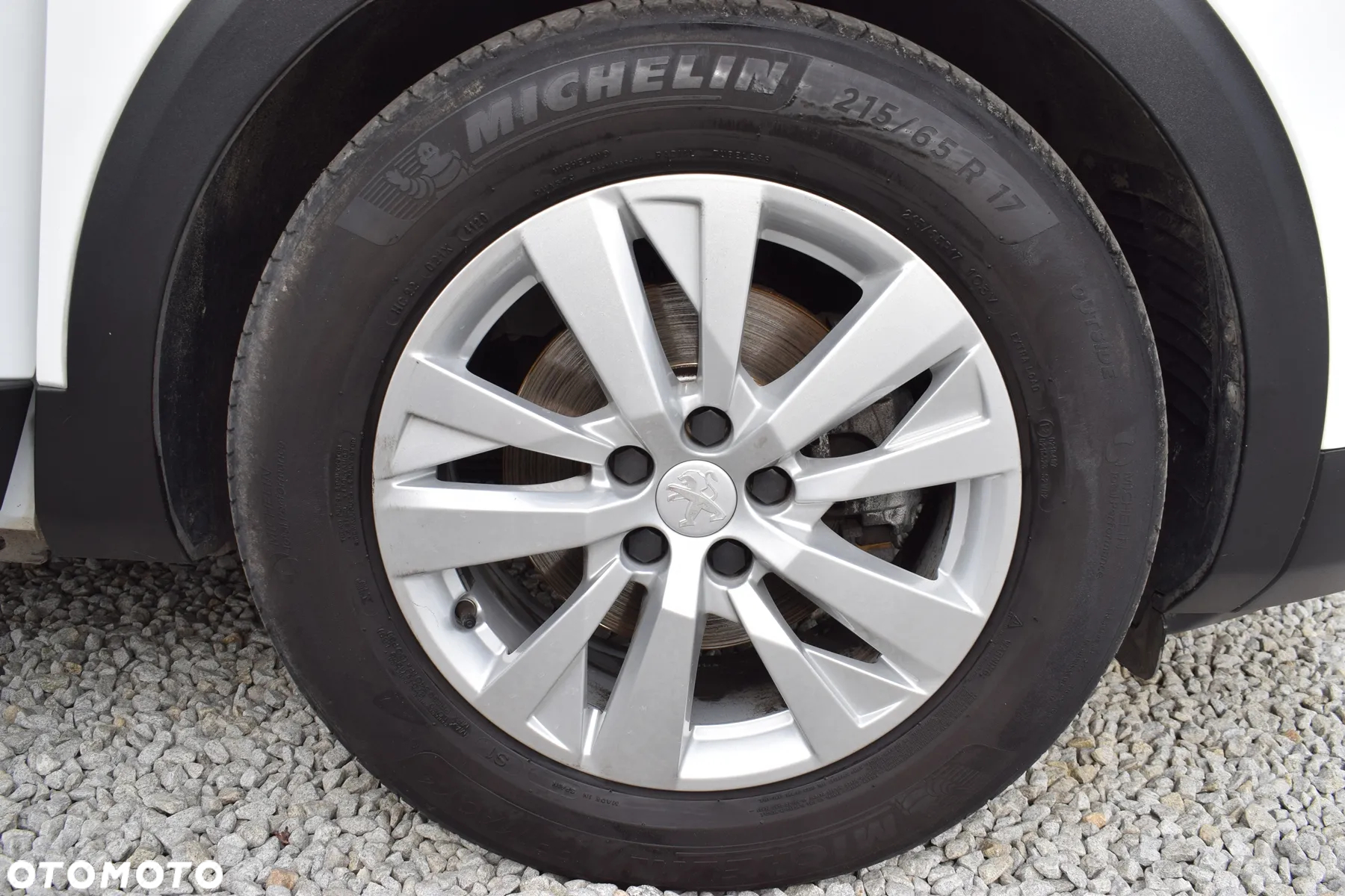 Peugeot 3008 1.2 PureTech Allure Pack S&S - 31