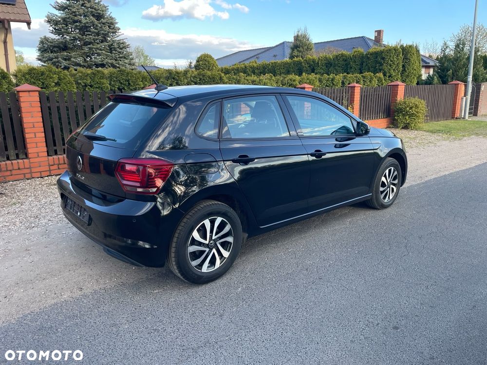 Volkswagen Polo - 4