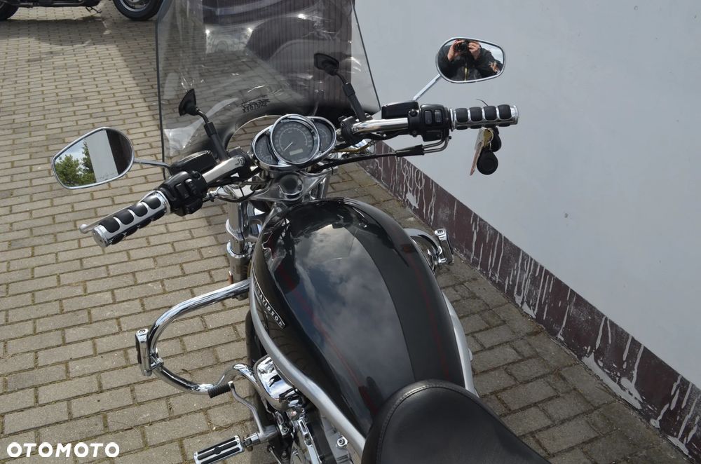 Harley-Davidson V-Rod Street Rod - 28