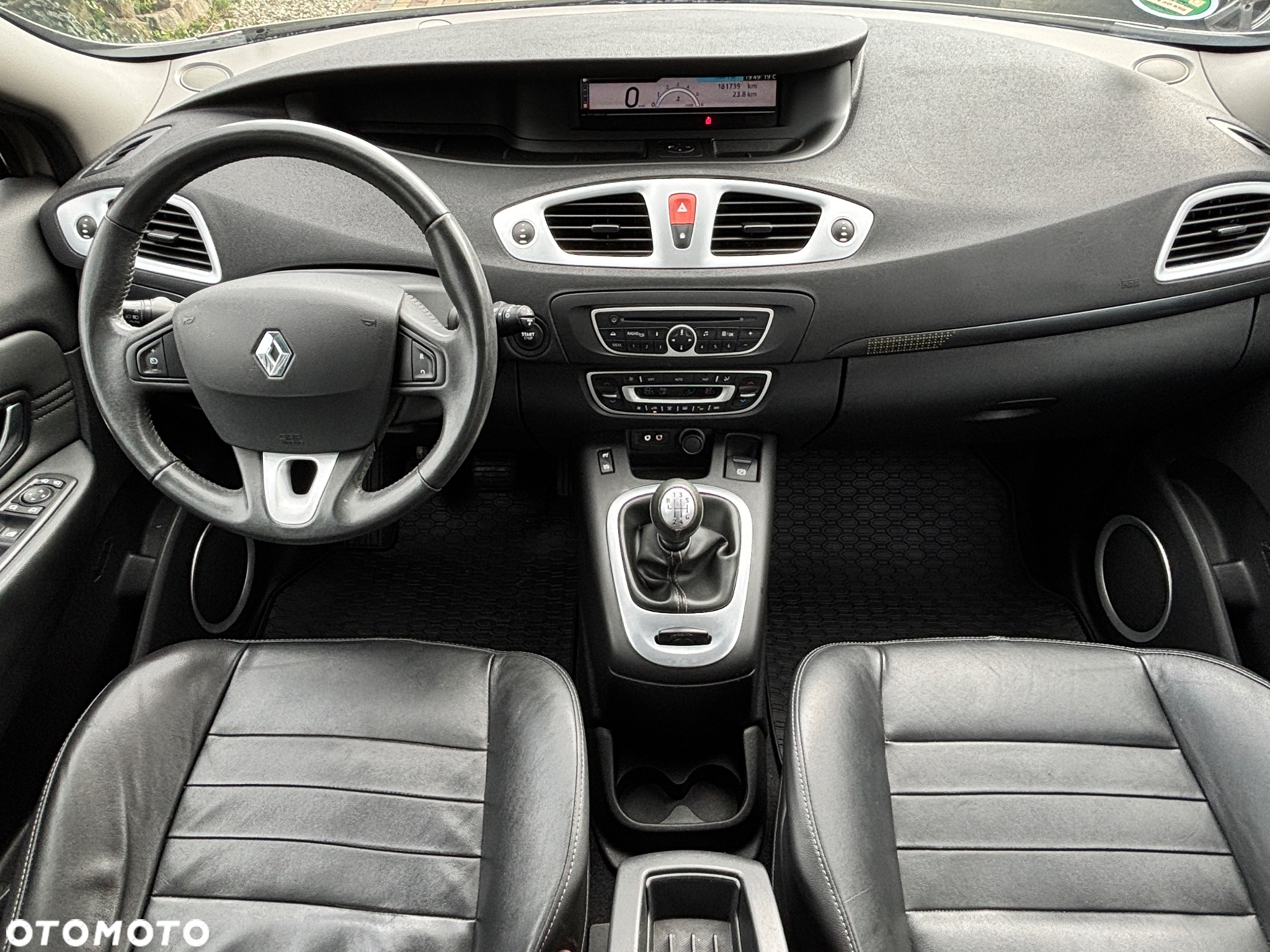 Renault Scenic 1.9 dCi Privilege - 2