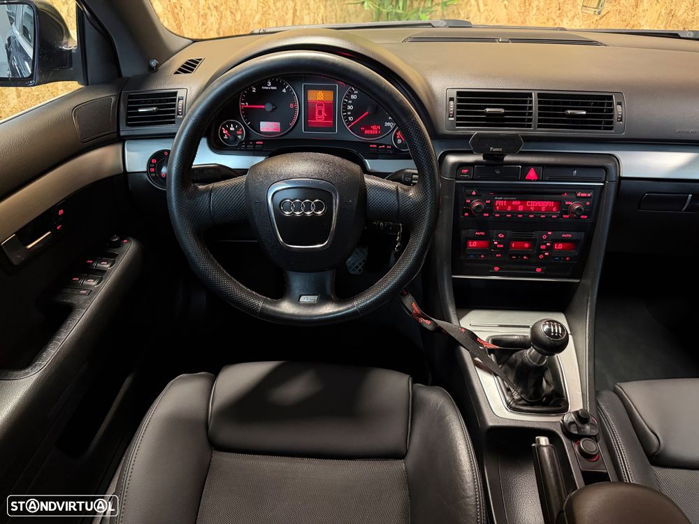 Audi A4 Avant 2.0 TDi S-line - 14