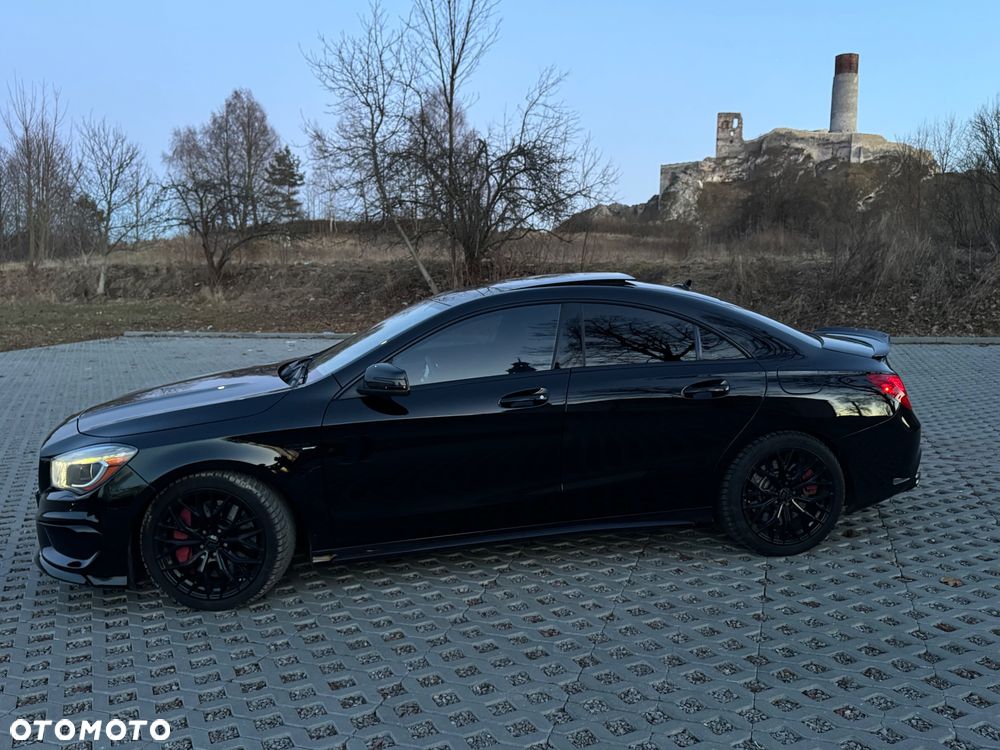 Mercedes-Benz CLA 45 AMG 4Matic 7G-DCT - 3