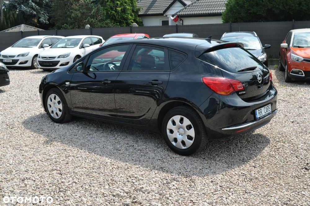 Opel Astra 1.6 Automatik Style - 8