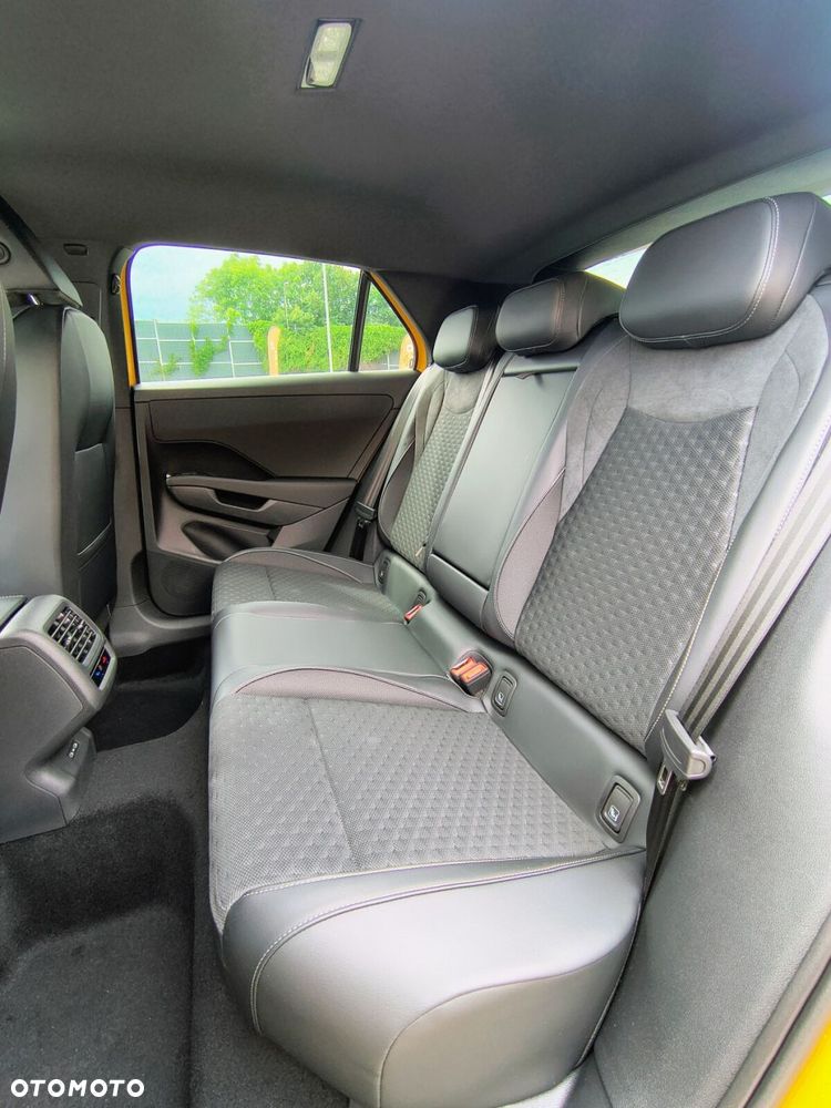 Volkswagen T-Roc 1.5 eTSI R-Line DSG - 28
