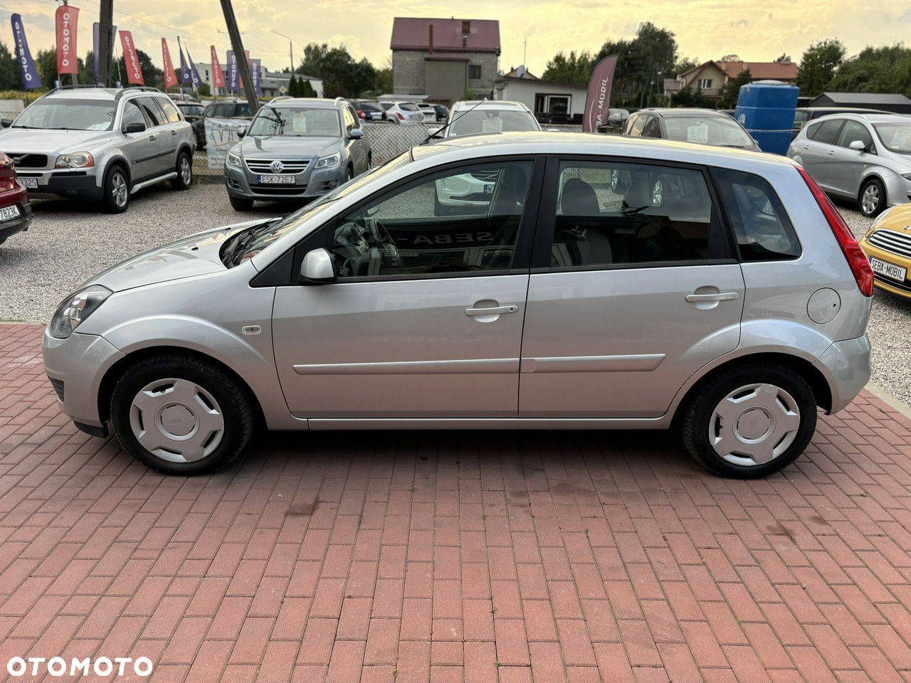 Ford Fiesta - 12