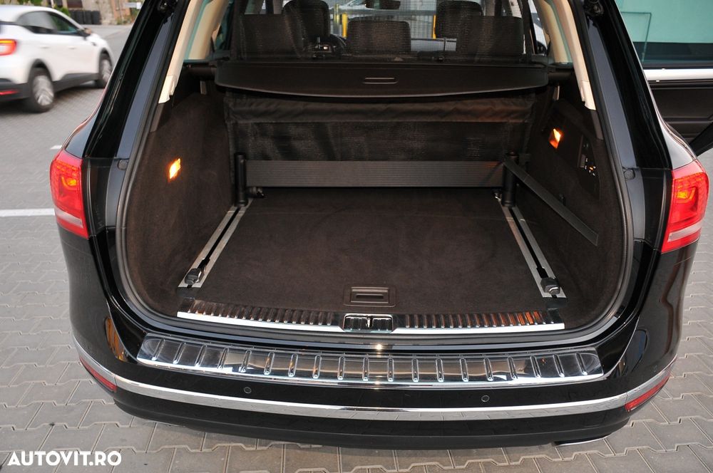 Volkswagen Touareg 3.0 V6 TDI SCR Blue Motion DPF Automatik - 14