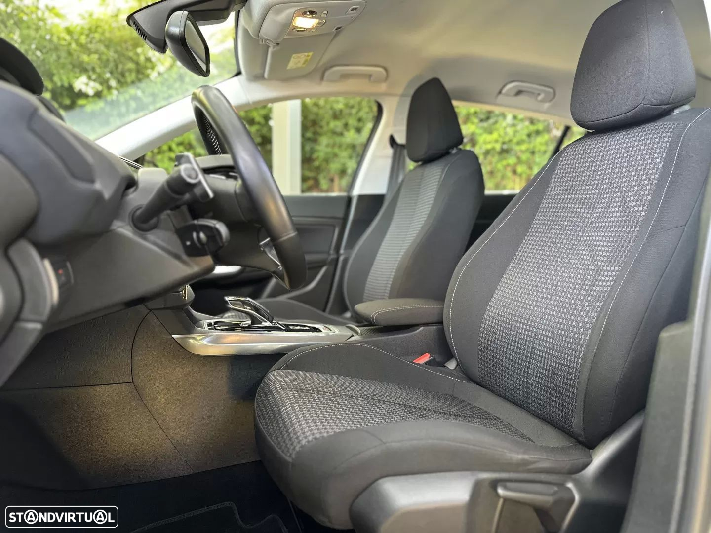 Peugeot 308 PureTech 130 EAT8 Active Pack - 11