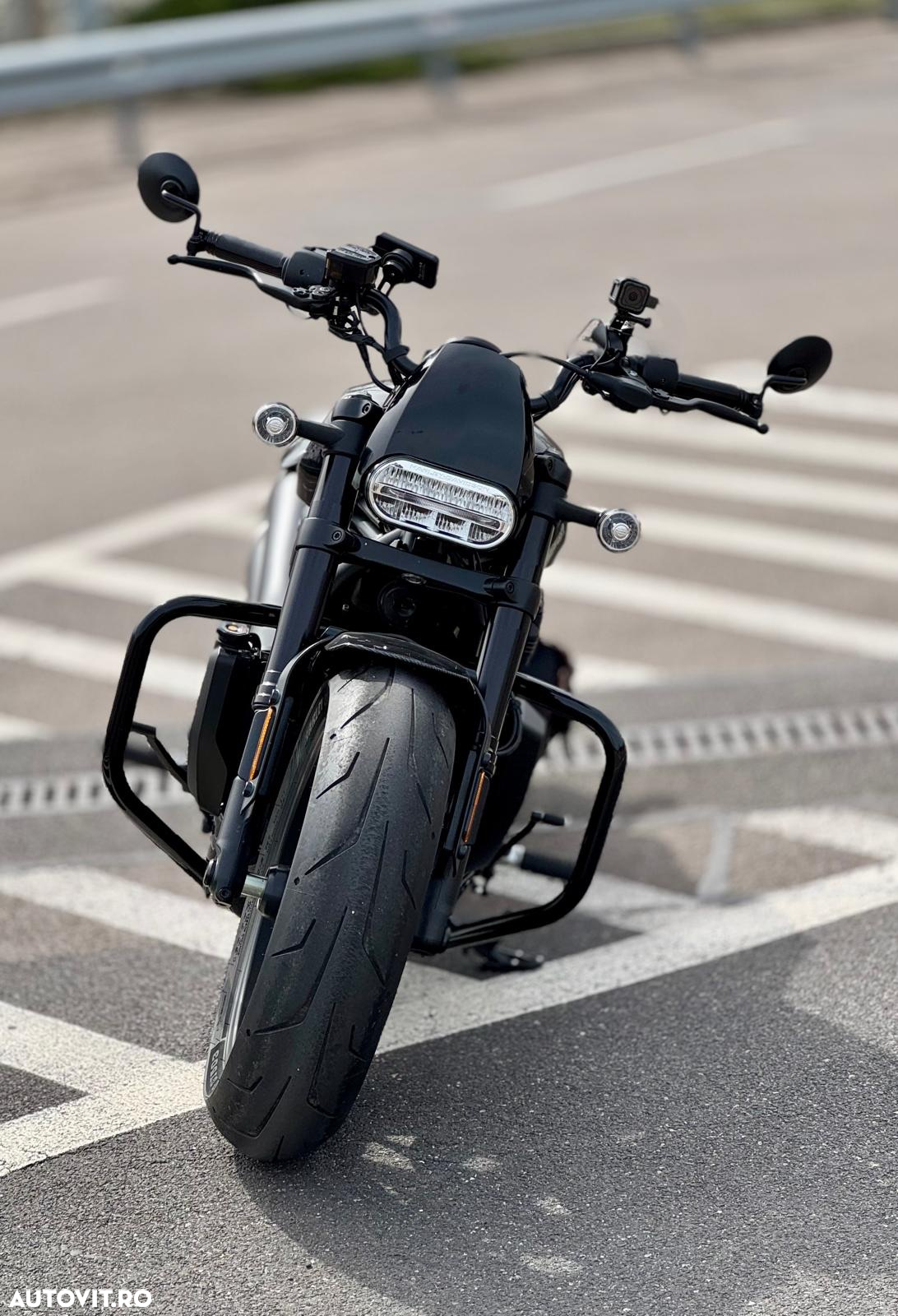 Harley-Davidson Sportster S - 2