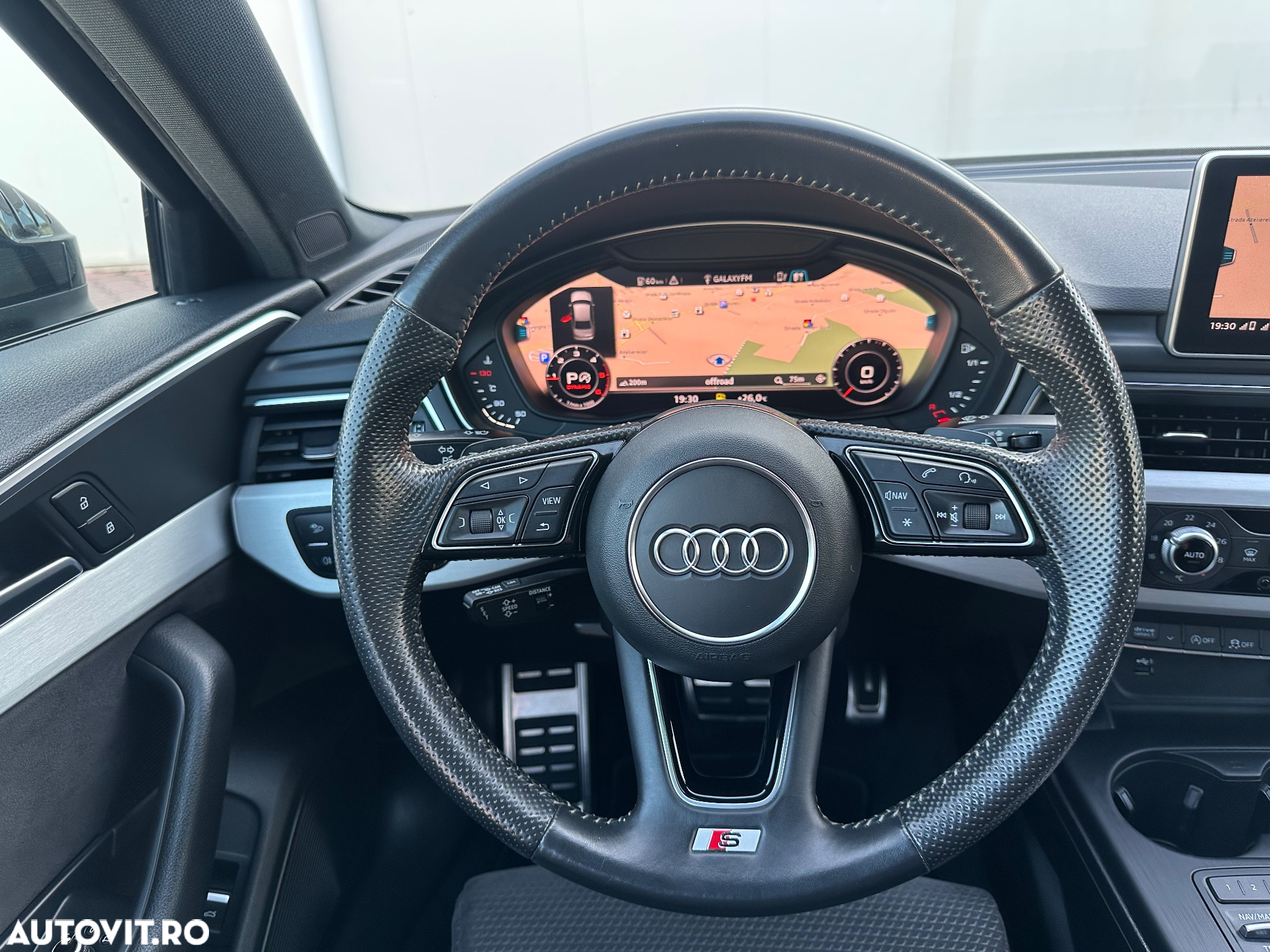 Audi A4 2.0 TDI S tronic quattro sport - 16