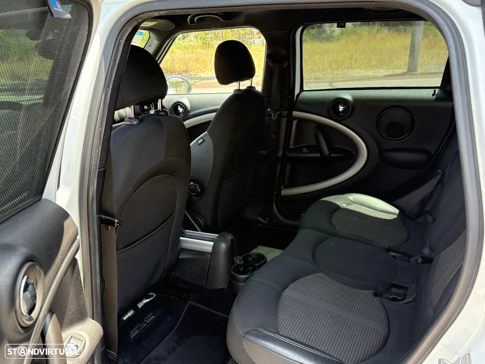 MINI Countryman Cooper D - 21