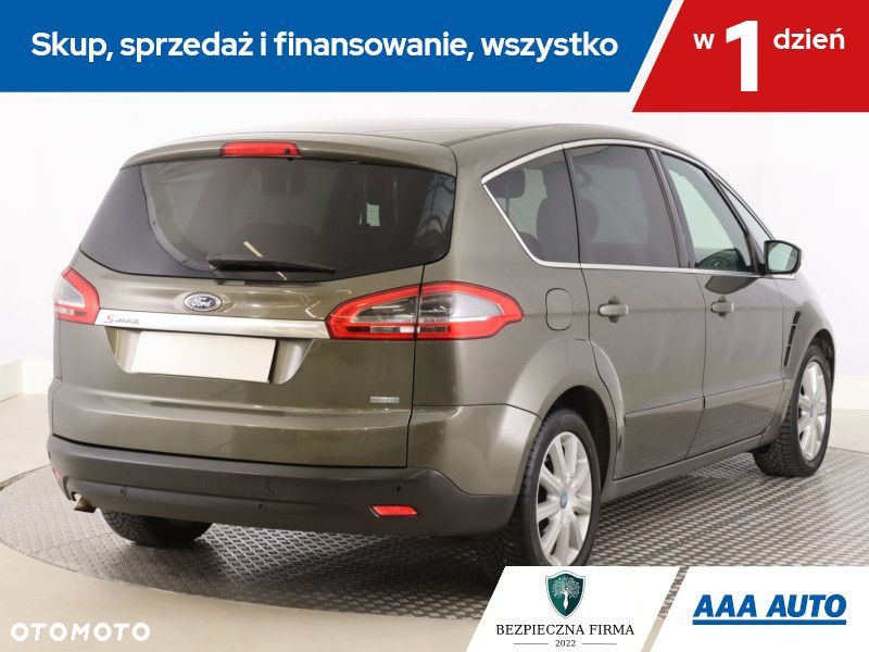 Ford S-Max - 7