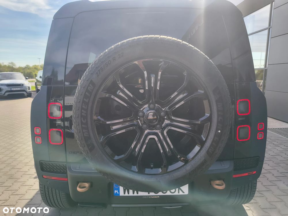 Land Rover Defender 110 P635 OCTA - 10