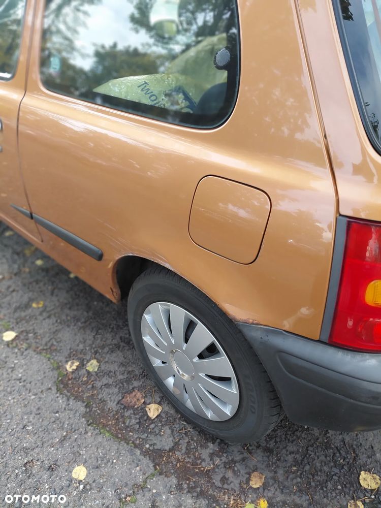 Nissan Micra - 4
