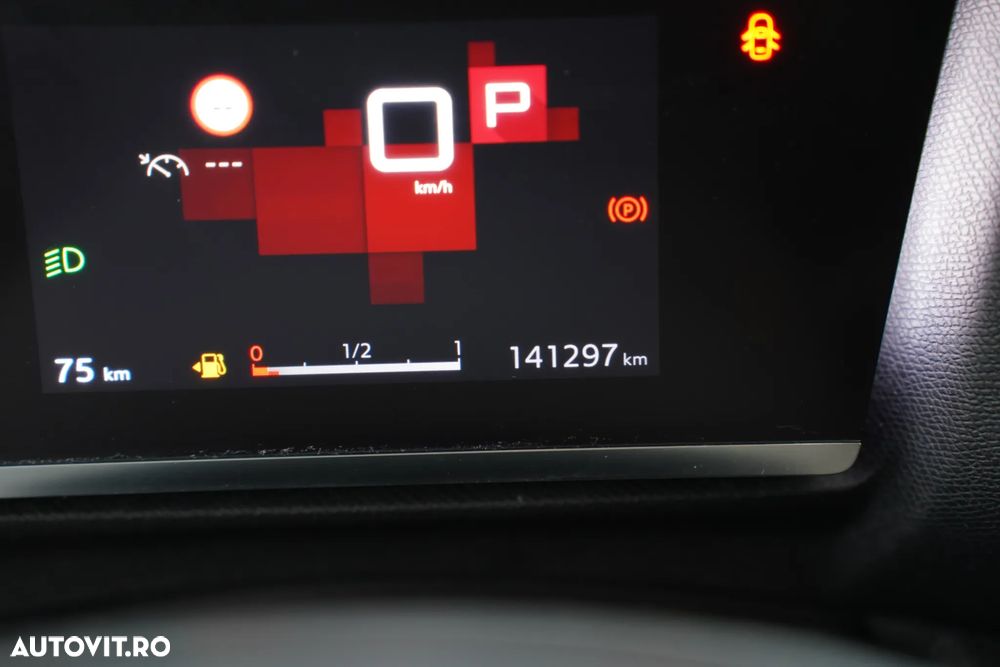 Citroën C4 BlueHDi 130 Stop&Start EAT8 SHINE - 20