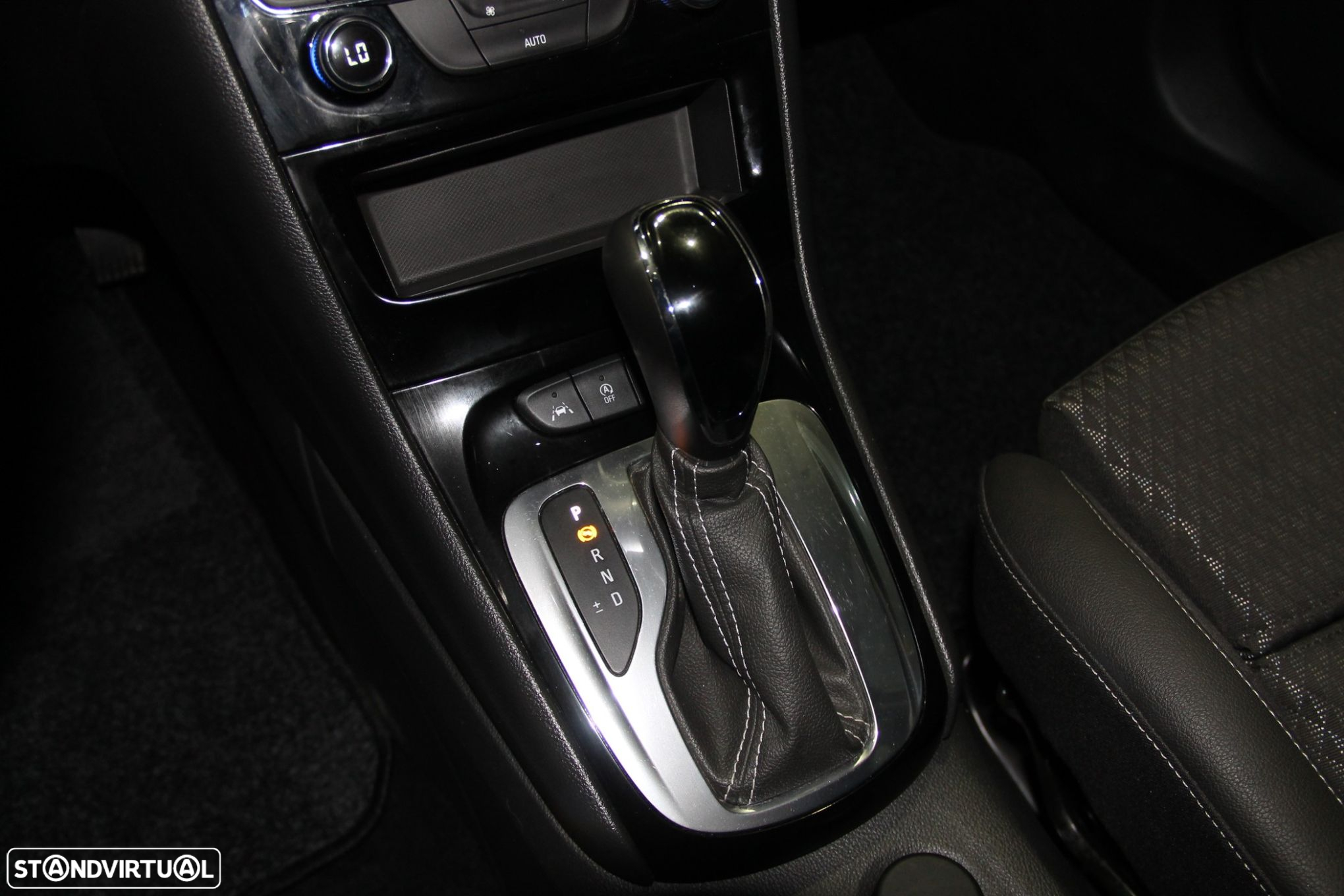 Opel Astra Sports Tourer - 11