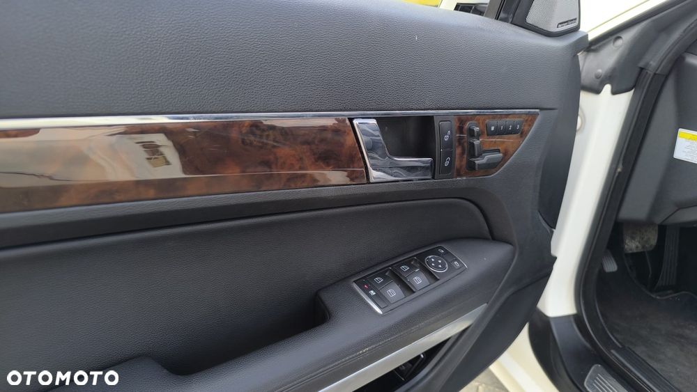 Mercedes-Benz Klasa E 350 Cabrio 7G-TRONIC - 25