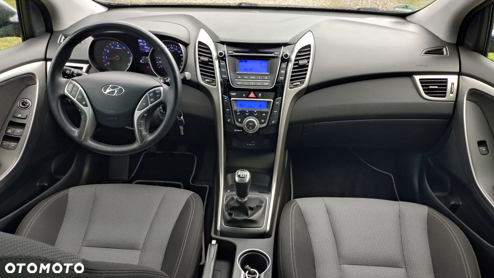 Hyundai i30 1.6 GDI BlueDrive Comfort - 14