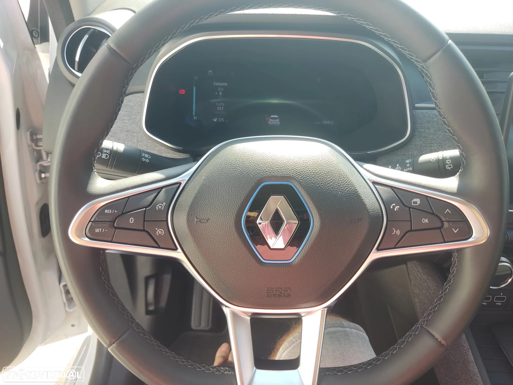 Renault Zoe (c/ Bateria) EV50 110hp Evolution - 26