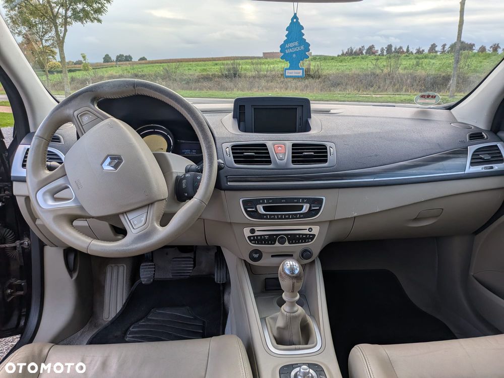 Renault Megane dCi 160 FAP GT - 33