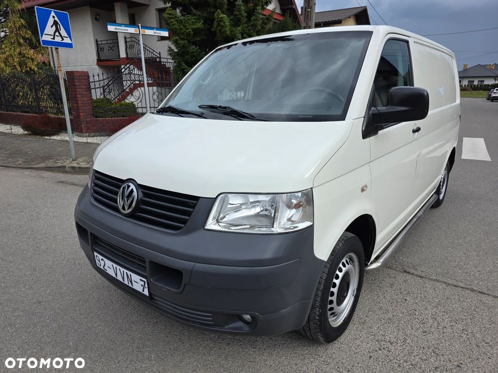 Volkswagen Transporter T5 - 1
