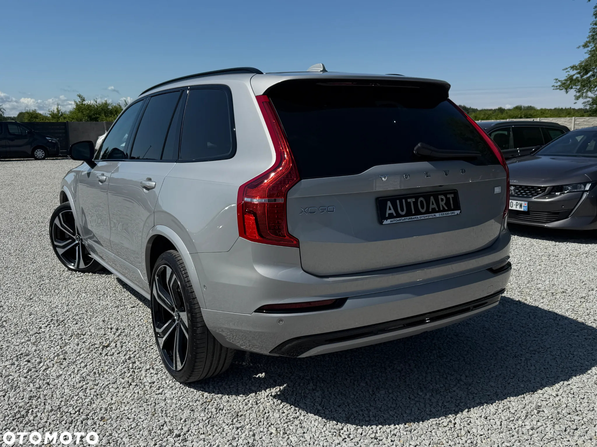 Volvo XC 90 T8 AWD Plug-In Hybrid Ultimate Dark 7os - 12