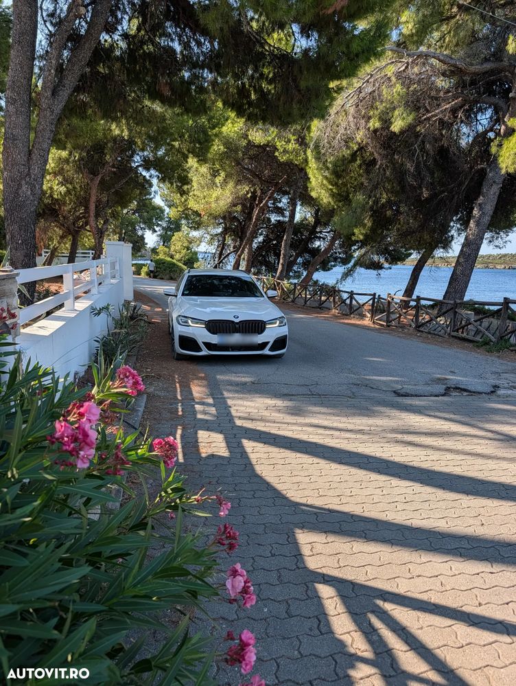 BMW Seria 5 530d xDrive AT MHEV - 18