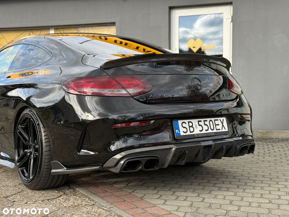 Mercedes-Benz Klasa C AMG 43 4-Matic - 7
