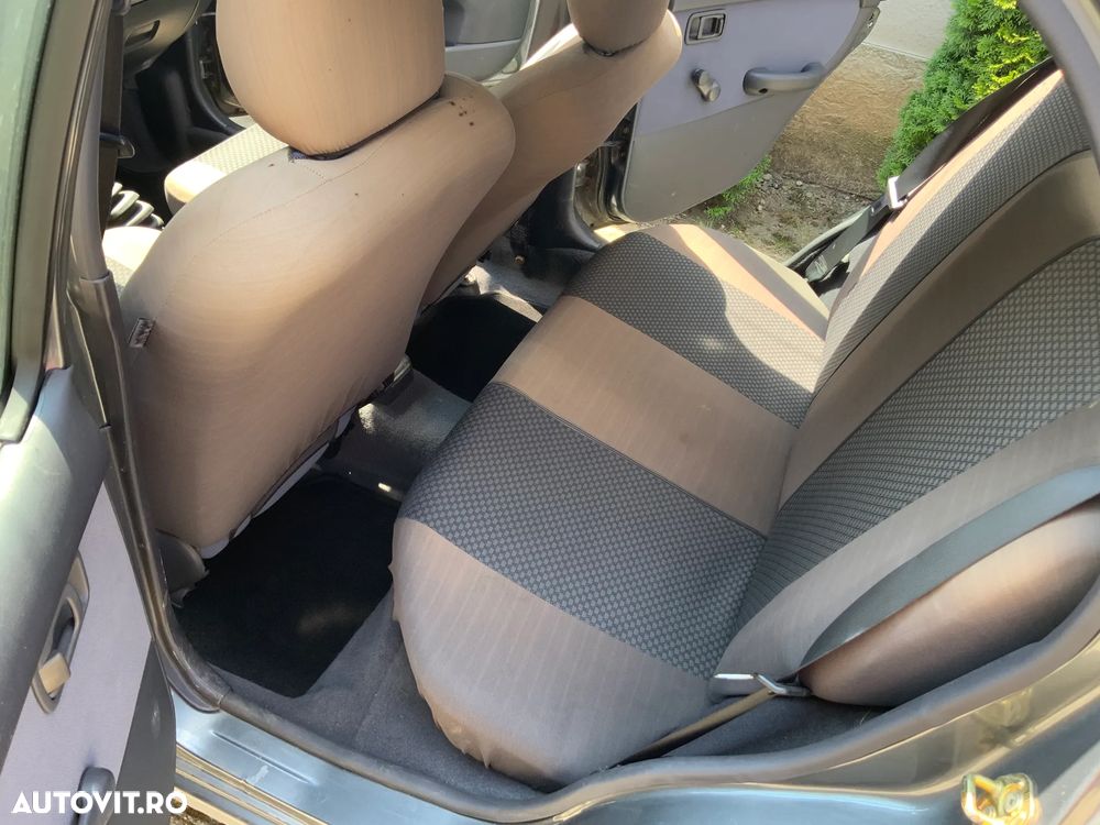 Nissan Micra - 7