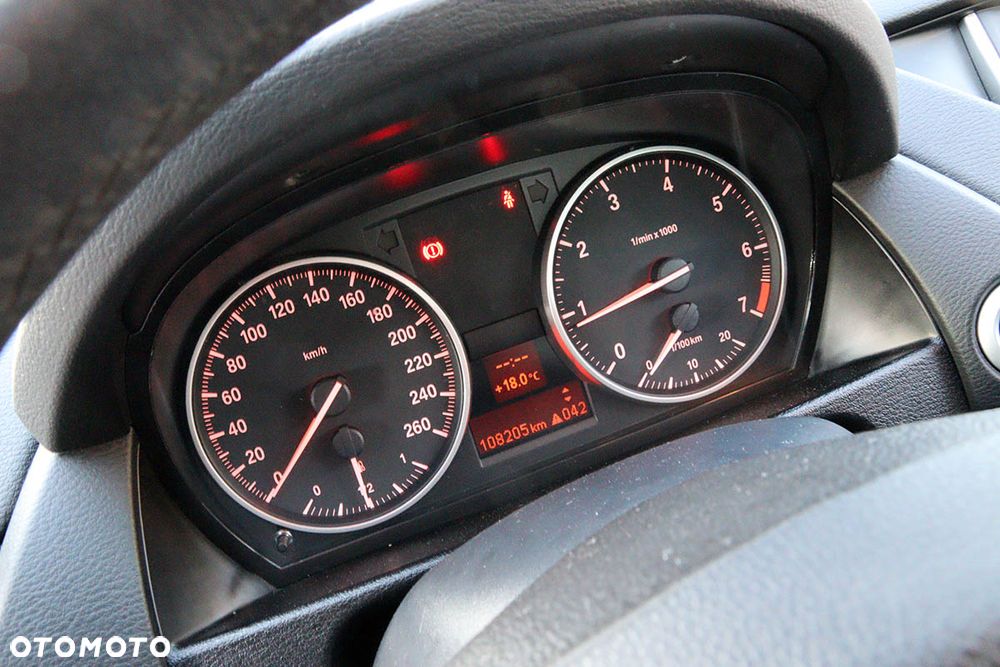 BMW X1 sDrive20i xLine - 35