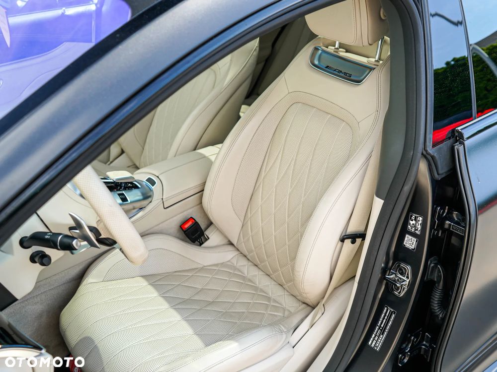 Mercedes-Benz AMG GT 63 S 4-Matic+ - 31