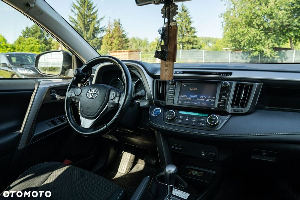 Toyota RAV4 - 22