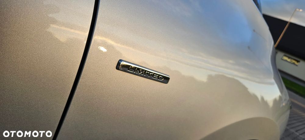 Renault Scenic ENERGY TCe 140 LIMITED - 17