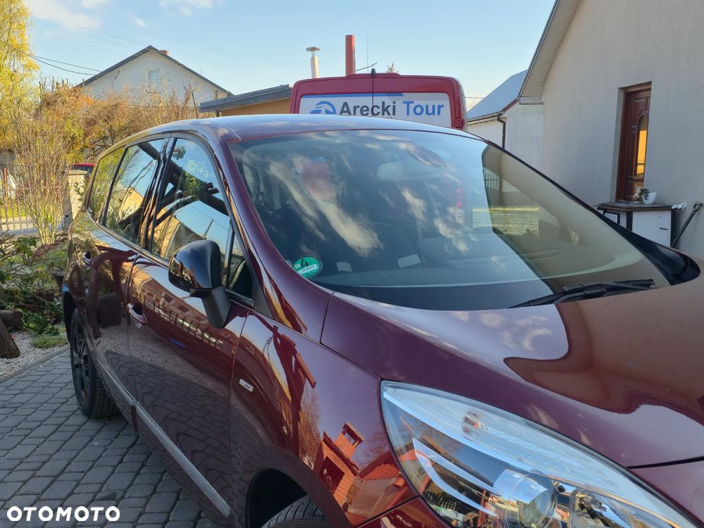 Renault Grand Scenic 2.0 16V 140 CVT Bose Edition - 8