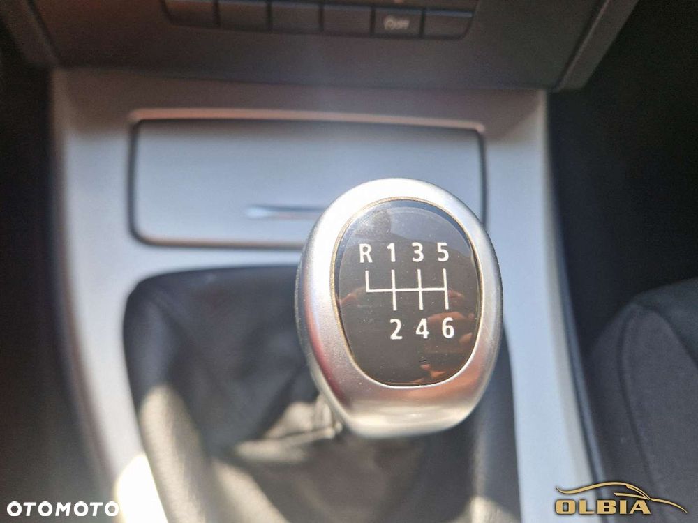 BMW Seria 3 - 29