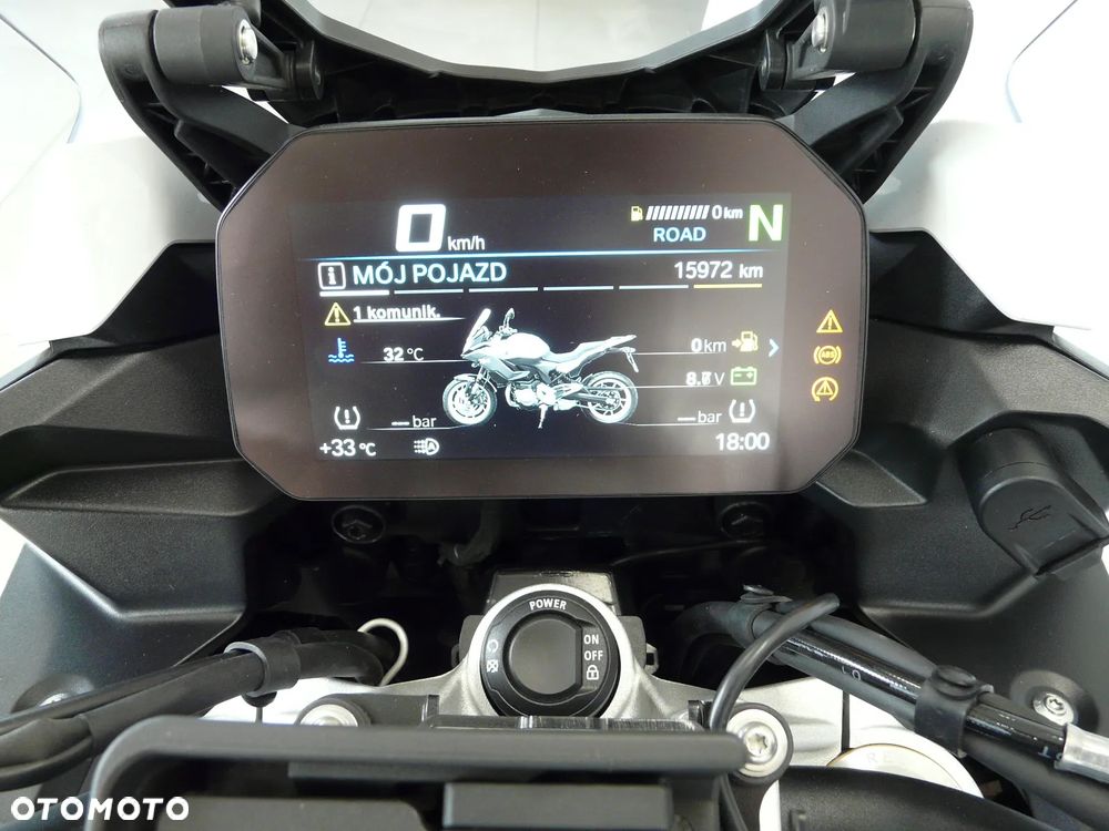 BMW XR - 13