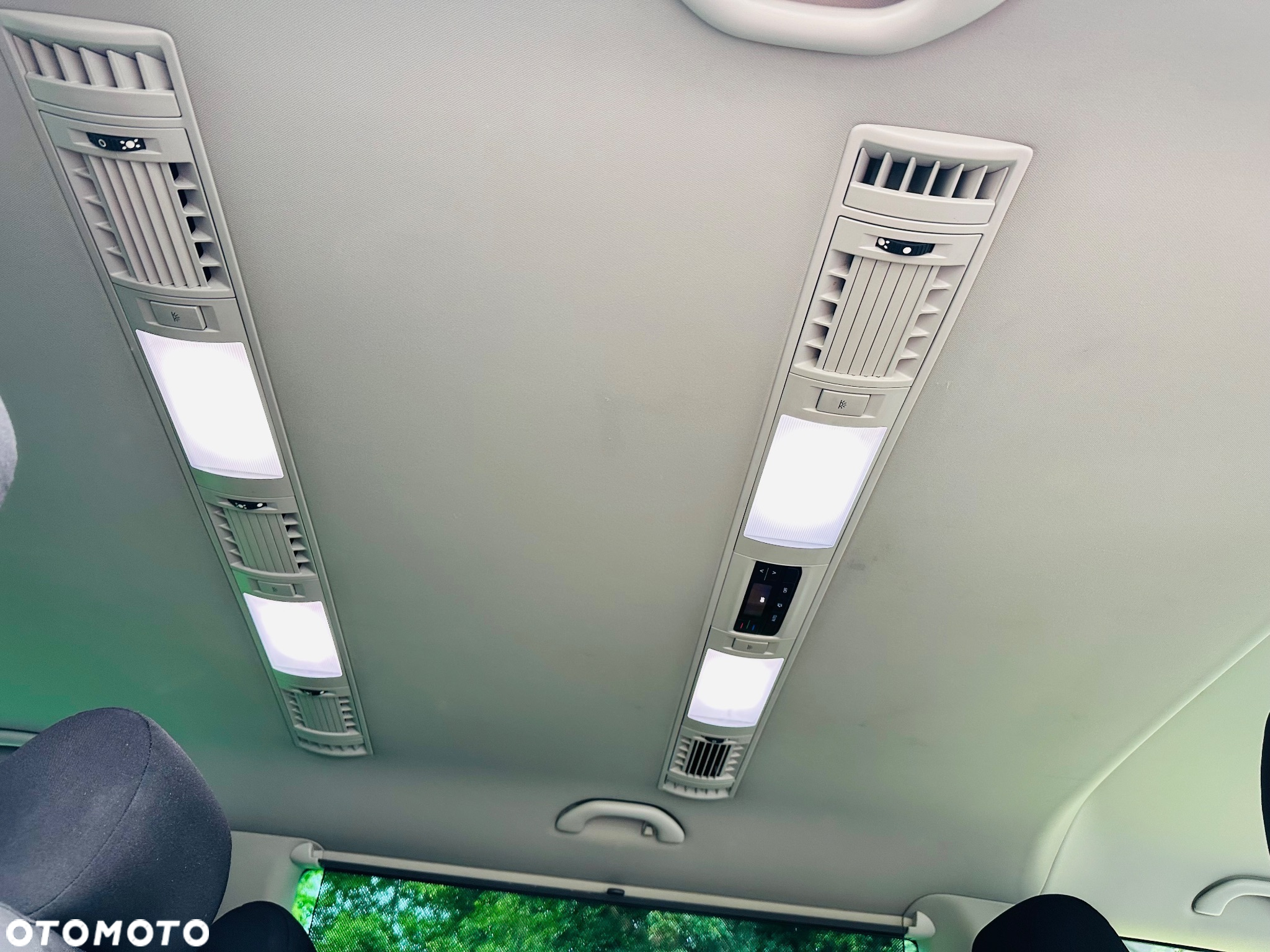 Volkswagen Caravelle 6.1 2.0 TDI L2 Highline - 26