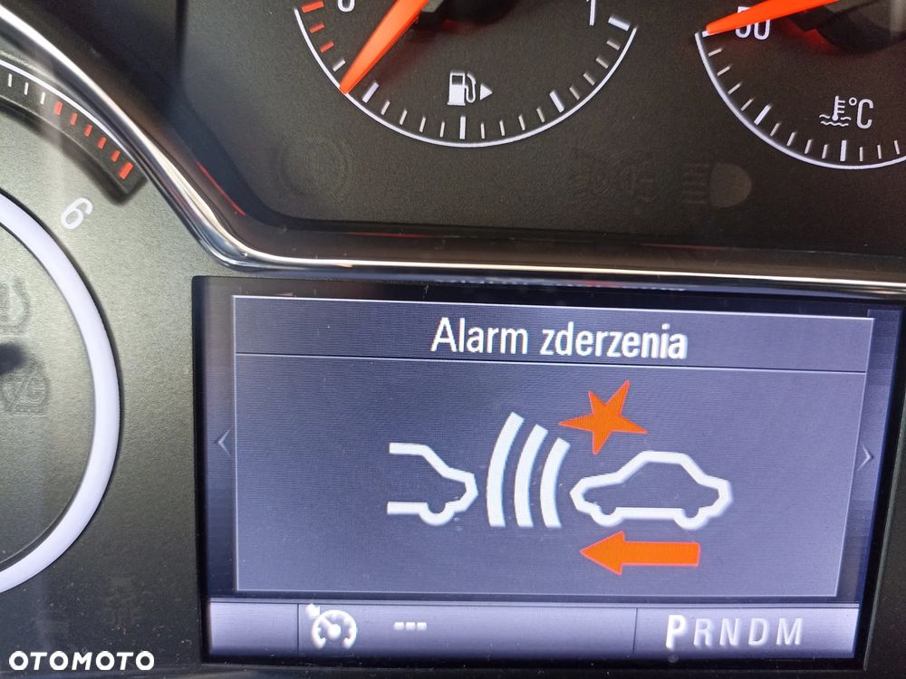 Opel Insignia - 24