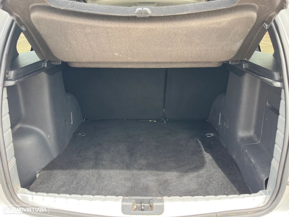 Dacia Duster dCi 110 2WD Prestige - 14