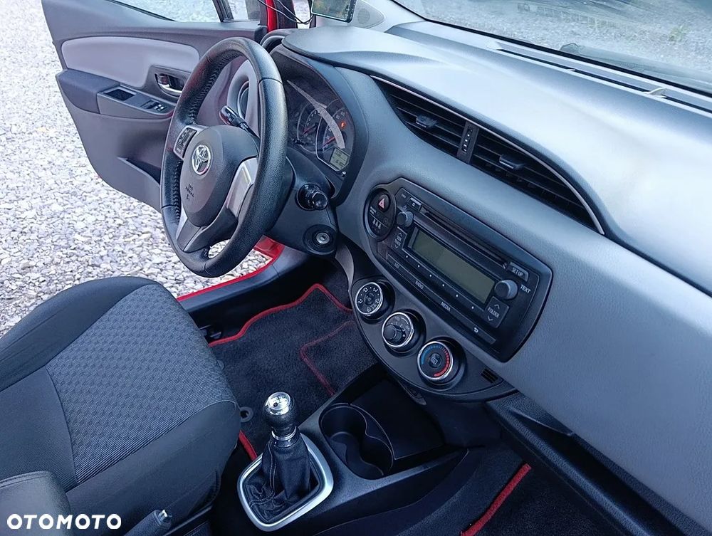 Toyota Yaris 1.0 Sol - 20