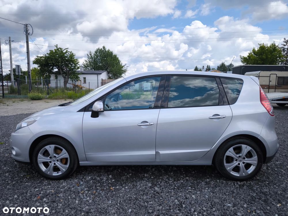 Renault Scenic 1.6dCi Energy Privilege - 11