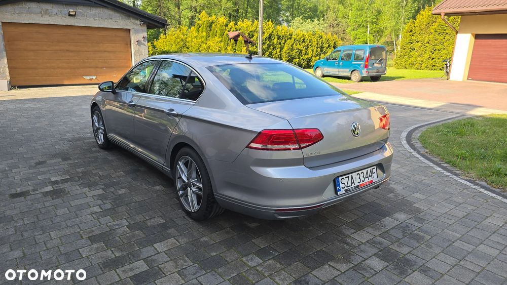 Volkswagen Passat 2.0 TDI SCR Comfortline - 3