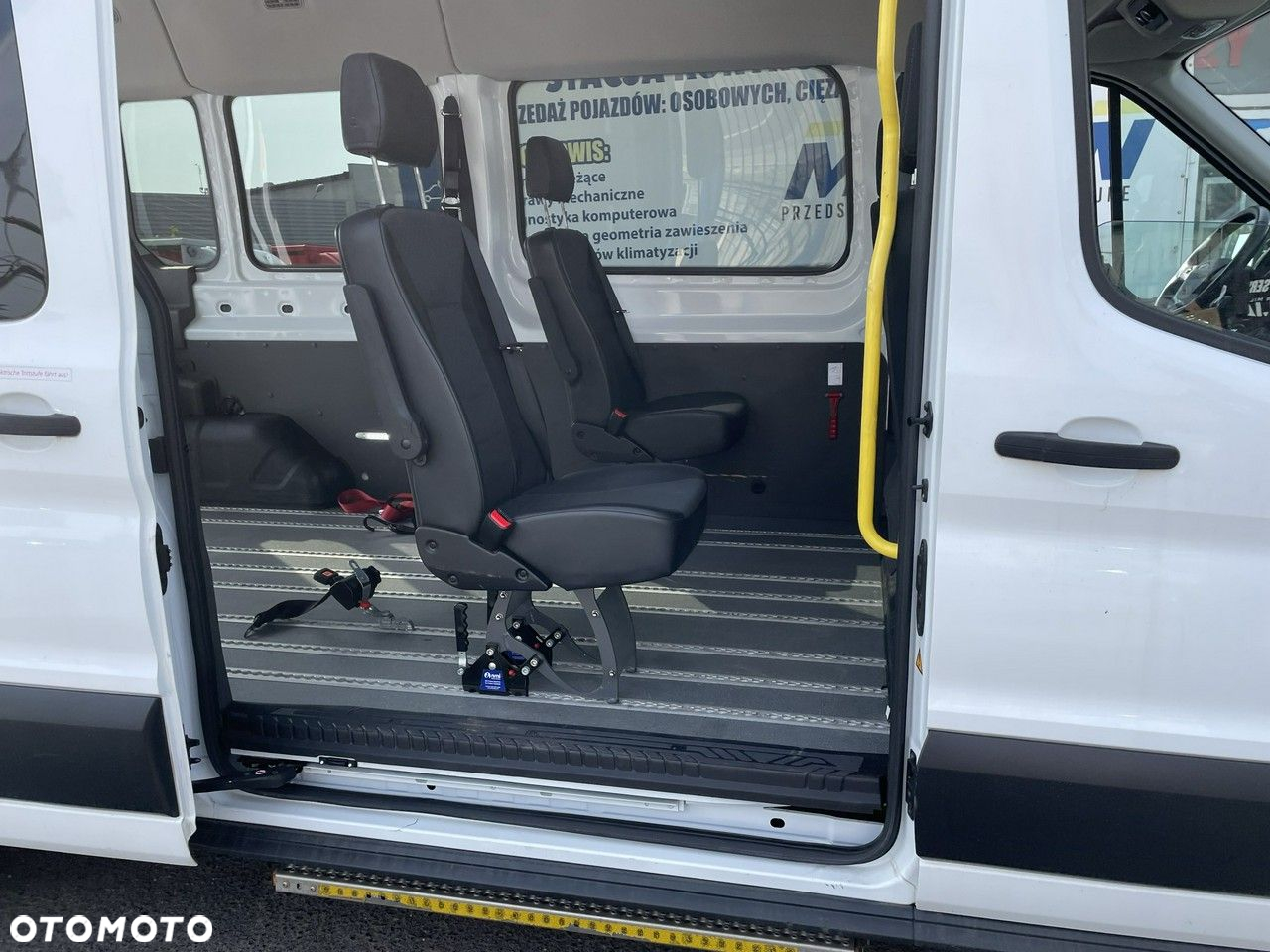 Ford Transit - 29