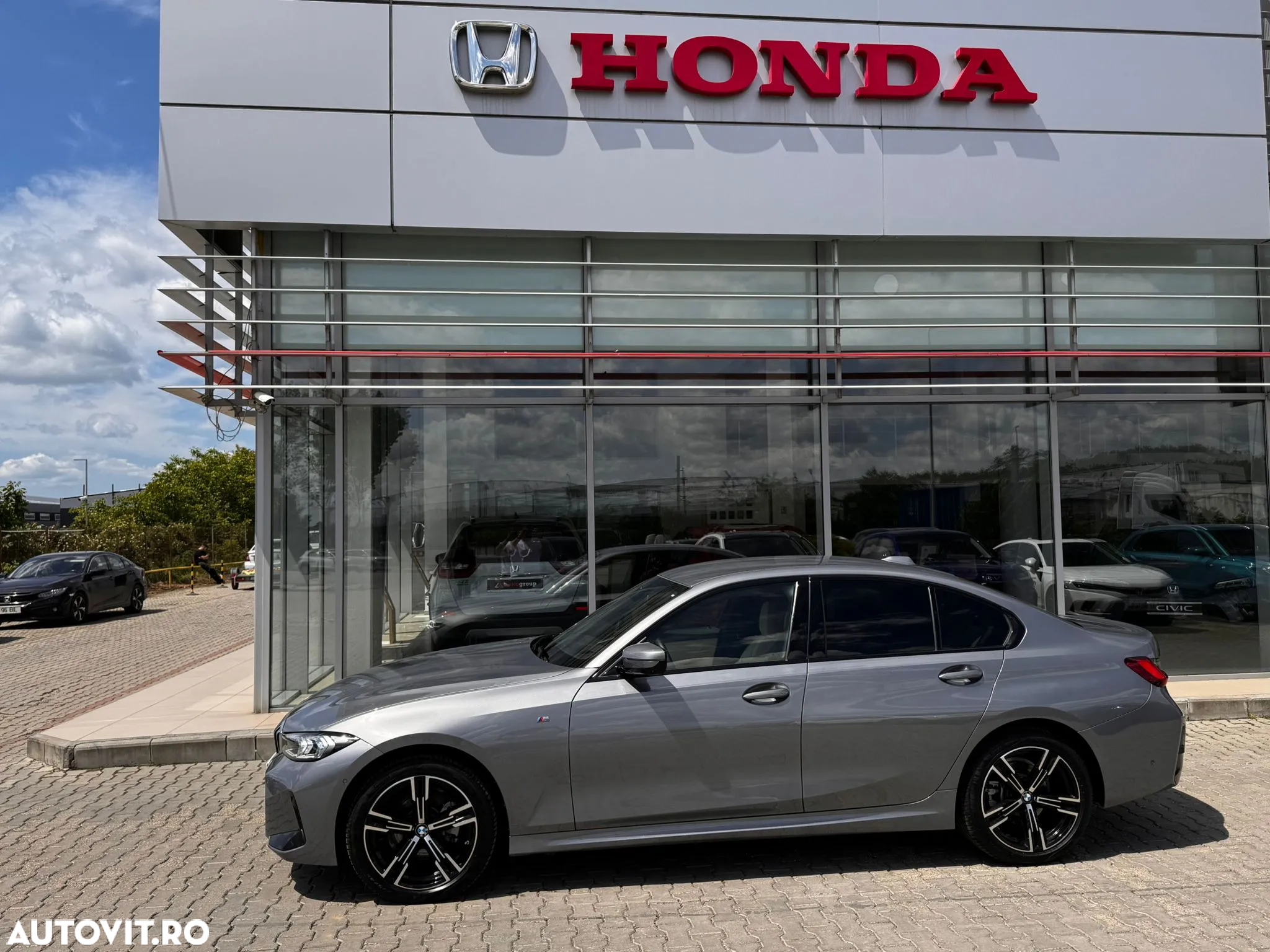 BMW Seria 3 320i xDrive AT - 5