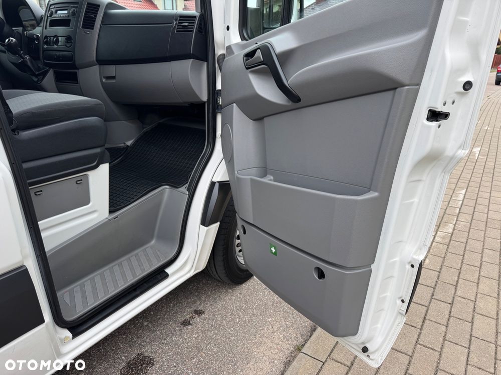 Volkswagen Crafter - 32