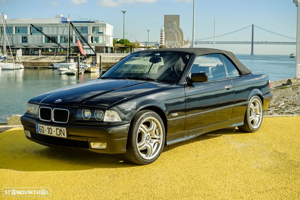 BMW 320 i Touring - 4