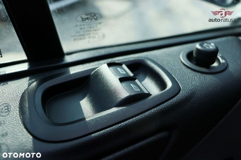 Ford Transit Custom - 13