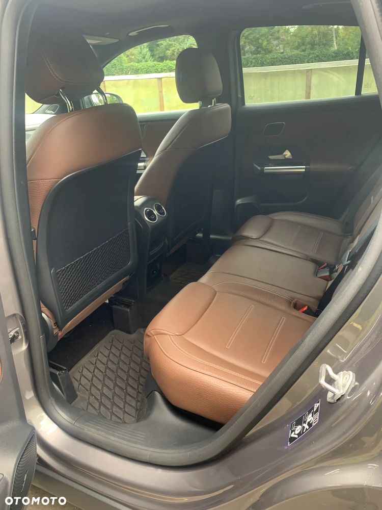 Mercedes-Benz GLA 250 4Matic 8G-DCT AMG Line Advanced Plus - 9