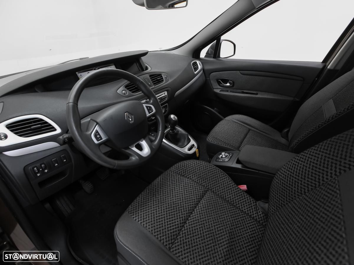 Renault Grand Scénic - 7