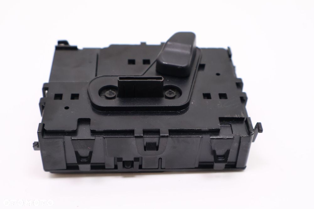 ALFA ROMEO STELVIO GIULIA PRZEŁĄCZNIK FOTELA 50564559 - 2