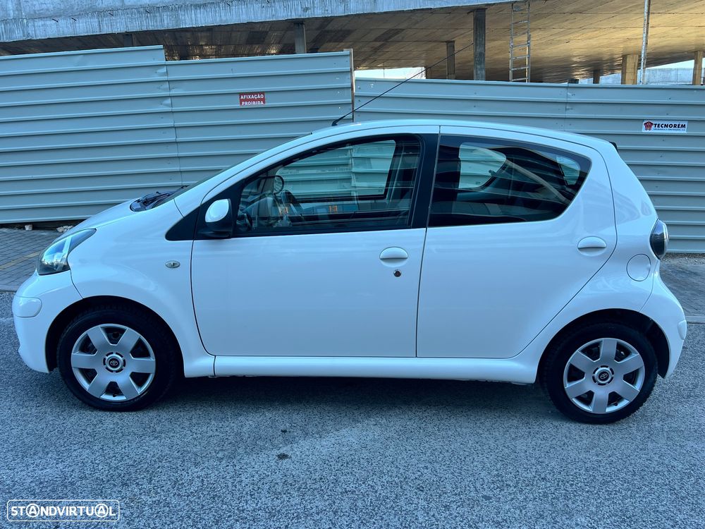 Toyota Aygo 1.0 + AC+VSC - 8